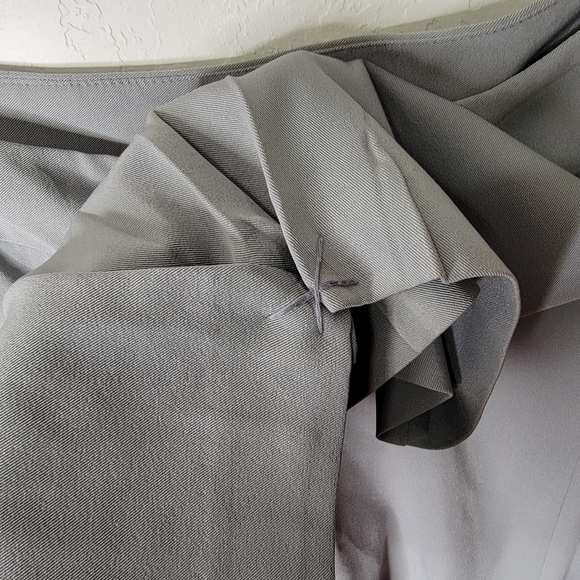 Vintage Metrostyle Grey Pleated & Tucked Slacks - Picture 7 of 8